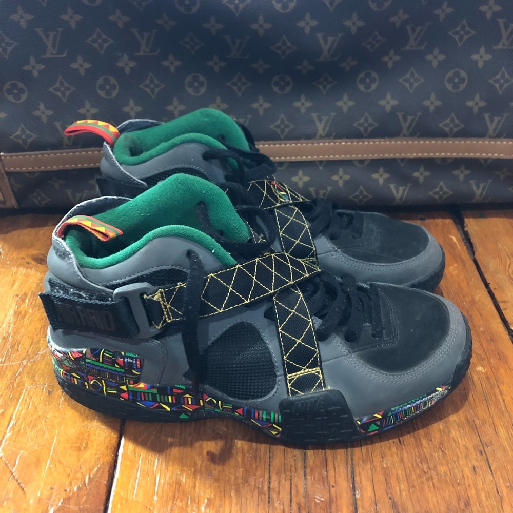 Nike Air Raid Peace 642330-003